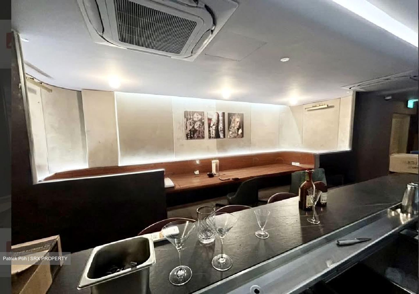 Telok Ayer Conservation Area (D1), Retail #588088031